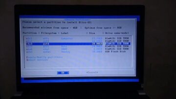 Bliss OS installation wizard select partition Dynabook R734/K
